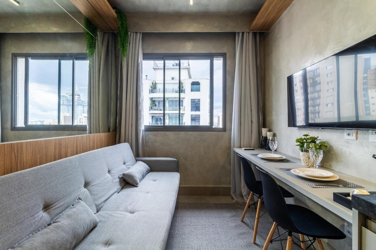 Fl1501 - O Em Pinheiros, Com Ar E Piscina Apartamento